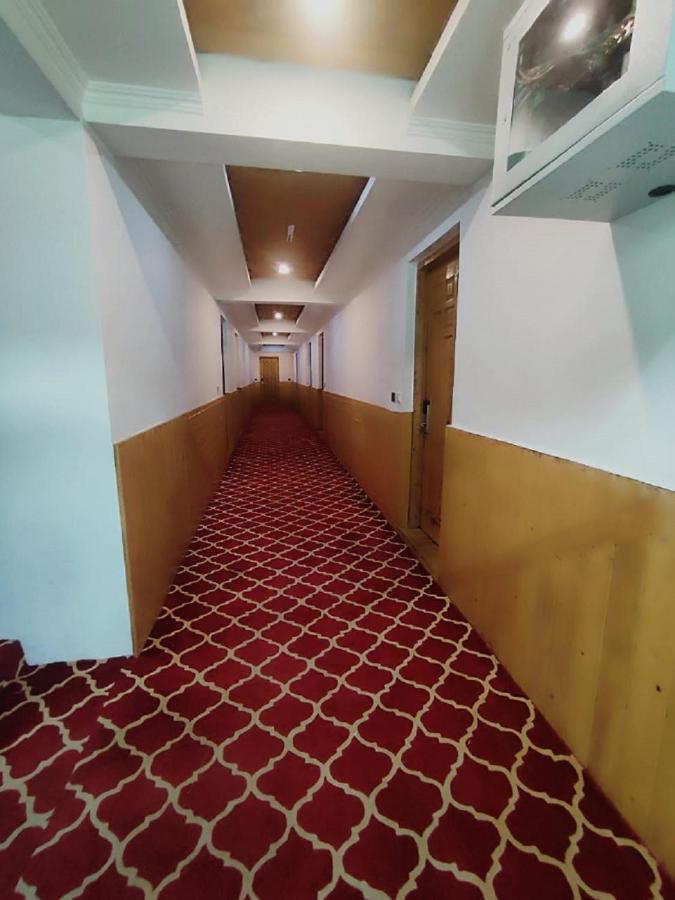 Hotel Sheen Srinagar  Luaran gambar