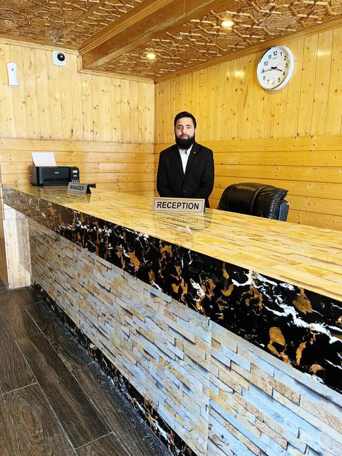 Hotel Sheen Srinagar  Luaran gambar