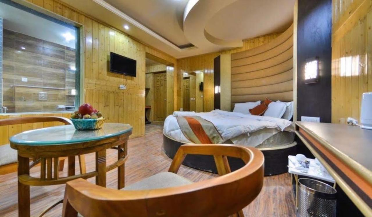Hotel Sheen Srinagar  Luaran gambar
